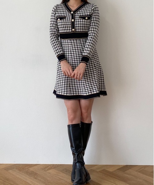 titty＆Co. PETIT（ティティアンドコープティ）の「【titty&Co.PETIT】Vネックチェックニットワンピース（ワンピース・レディース・マルチ・SMALL/MEDIUM）」の18枚目の写真