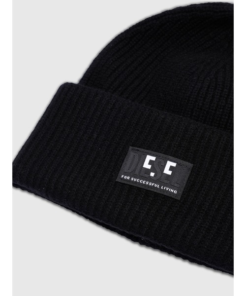 DIESEL(ディーゼル)の「ユニセックス ニットキャップ ニットビーニー(ニットキャップ/ビーニー・メンズ・ホワイト/ブラック/レッド・UNI)」の6枚目の写真