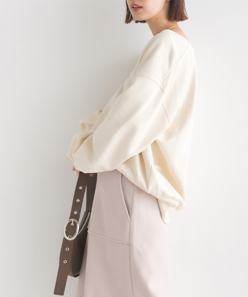 OMNES（オムネス）の「裏毛スウェット Vネックプルオーバー（ニット/セーター・レディース・ライトグレー/アイボリー/ブルーグレー/チャコール・FREE）」の6枚目の写真