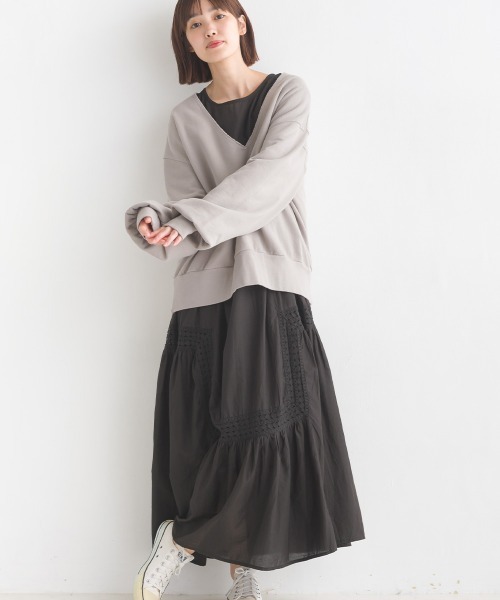 OMNES（オムネス）の「裏毛スウェット Vネックプルオーバー（ニット/セーター・レディース・ライトグレー/アイボリー/ブルーグレー/チャコール・FREE）」の21枚目の写真