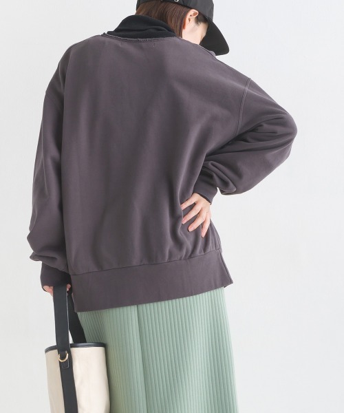 OMNES（オムネス）の「裏毛スウェット Vネックプルオーバー（ニット/セーター・レディース・ライトグレー/アイボリー/ブルーグレー/チャコール・FREE）」の9枚目の写真