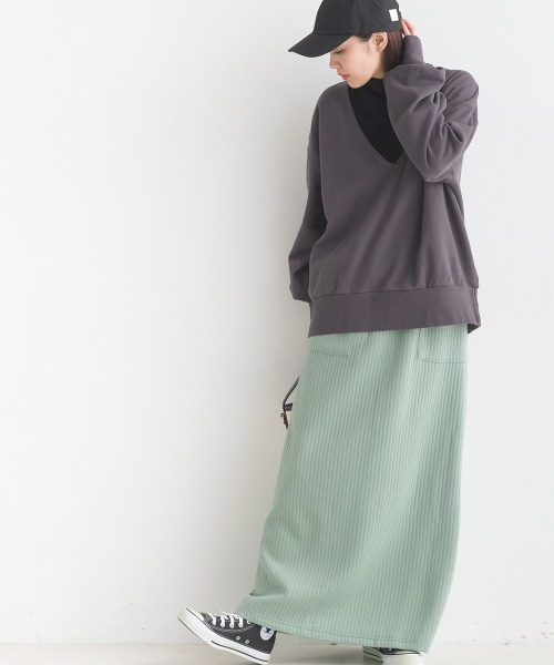 OMNES（オムネス）の「裏毛スウェット Vネックプルオーバー（ニット/セーター・レディース・ライトグレー/アイボリー/ブルーグレー/チャコール・FREE）」の10枚目の写真