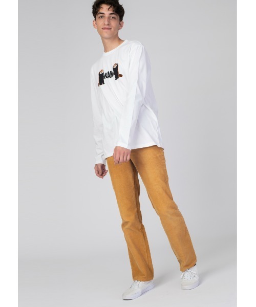 Design Tshirts Store graniph（デザイン　ティーシャツ　ストア　グラニフ）の「スレットレッドパンダ｜長袖Tシャツ（Tシャツ/カットソー・メンズ・ホワイト・SMALL/MEDIUM/LARGE/X-LARGE/X-SMALL）」の4枚目の写真