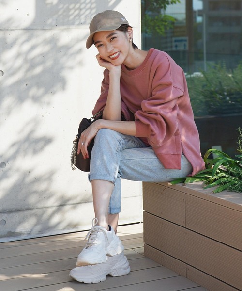 KOBE LETTUCE（コウベレタス）の「[ eriさんコラボ ]裏起毛ボリュームスリーブスウェット[C5730]（スウェット・レディース・ブラウン/オフホワイト/ピンク/グリーン・FREE）」の8枚目の写真