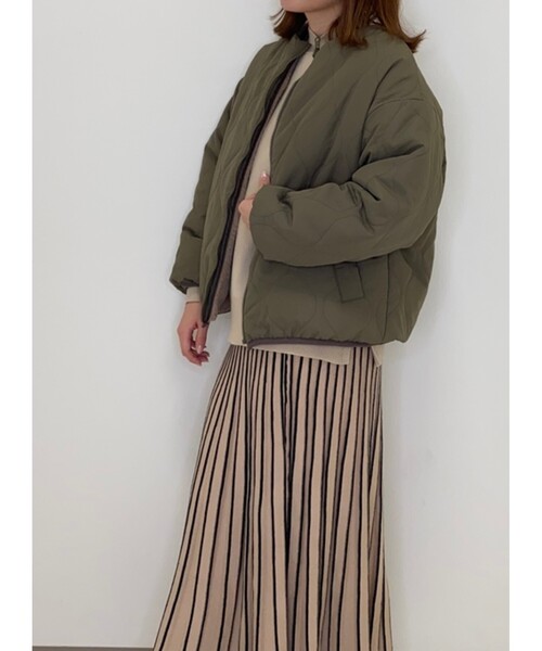 Cutie Blonde（キューティーブロンド）の「◆【S-LL/リバーシブル】エコファーキルトジャケット（ブルゾン・レディース・ブラック/カーキ/ナチュラル/ベージュ・01/02/03/04）」の21枚目の写真