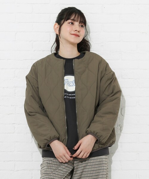 Cutie Blonde（キューティーブロンド）の「◆【S-LL/リバーシブル】エコファーキルトジャケット（ブルゾン・レディース・ブラック/カーキ/ナチュラル/ベージュ・01/02/03/04）」の12枚目の写真