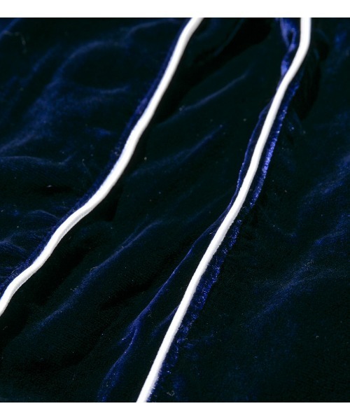 APPLEBUM（アップルバム）の「Velour Tracksuit Set Up（セットアップ・メンズ・グリーン/ネイビー・LARGE/X-LARGE/MEDIUM）」の16枚目の写真