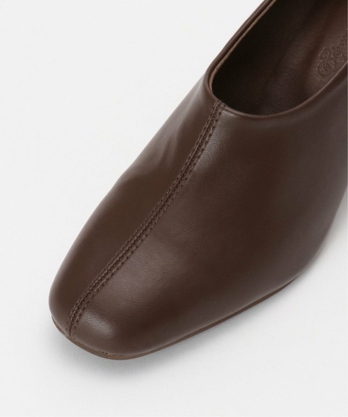 ikka(イッカ)の「センターシームシューティー(パンプス・レディース・ブラウン/ブラック・M/L)」の8枚目の写真