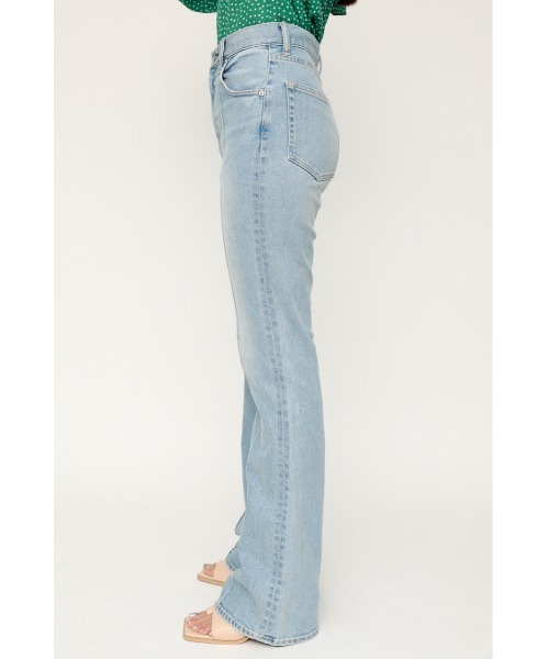SLY(スライ)の「ROLF PIN TUCK FLARE-C ピンタック フレア デニムパンツ(デニムパンツ・レディース・ライトブルー・24inch/25inch/26inch/23inch)」の7枚目の写真