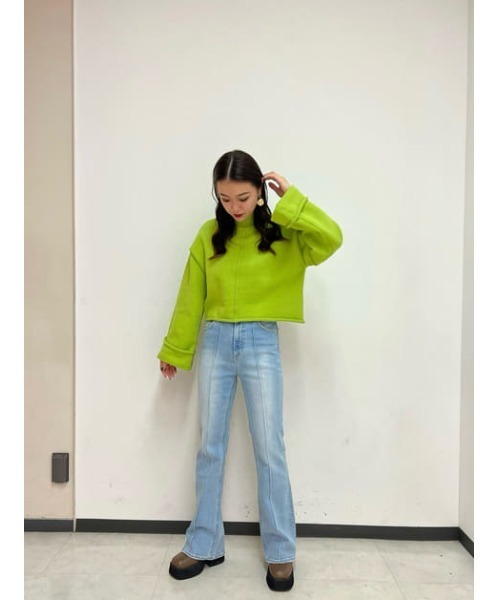 SLY(スライ)の「ROLF PIN TUCK FLARE-C ピンタック フレア デニムパンツ(デニムパンツ・レディース・ライトブルー・24inch/25inch/26inch/23inch)」の17枚目の写真