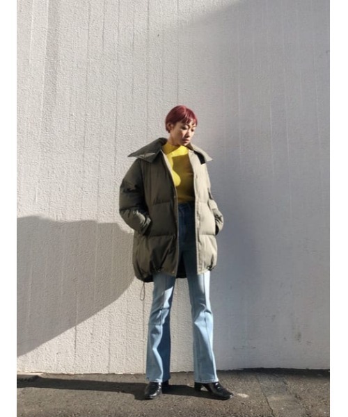 SLY(スライ)の「ROLF PIN TUCK FLARE-C ピンタック フレア デニムパンツ(デニムパンツ・レディース・ライトブルー・24inch/25inch/26inch/23inch)」の16枚目の写真
