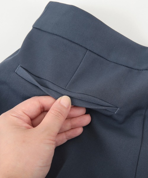 UR'S(ユアーズ)の「スティックパンツ(その他パンツ・レディース・ブラック/ネイビー/グレイッシュベージュ/ホワイト・TM/S/M/L)」の13枚目の写真