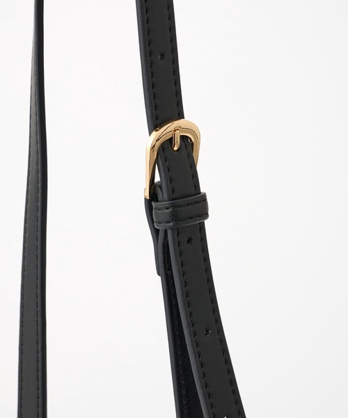 COLONY 2139（コロニートゥーワンスリーナイン）の「べっ甲ハンドルチェーンタックバッグ（ショルダーバッグ・レディース・ブラック/アイボリー・FREE）」の9枚目の写真