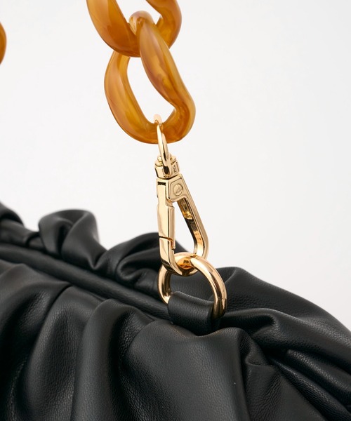 COLONY 2139（コロニートゥーワンスリーナイン）の「べっ甲ハンドルチェーンタックバッグ（ショルダーバッグ・レディース・ブラック/アイボリー・FREE）」の15枚目の写真