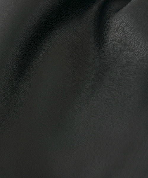 COLONY 2139（コロニートゥーワンスリーナイン）の「べっ甲ハンドルチェーンタックバッグ（ショルダーバッグ・レディース・ブラック/アイボリー・FREE）」の17枚目の写真