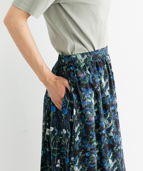 note et silence （ノートエシロンス）の「【 AMB100貨 】リバティシルフローン　サイドタックスカート（スカート・レディース・ブラック/ブルー・FREE）」の19枚目の写真