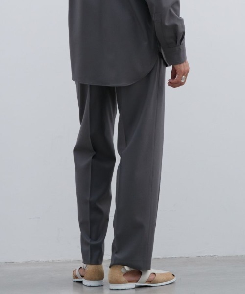 LIDNM（リドム）の「Super100s STRAIGHT TROUSERS（スラックス・メンズ・グレー・SMALL/MEDIUM/LARGE）」の11枚目の写真