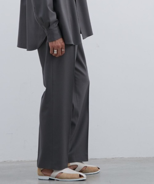 LIDNM（リドム）の「Super100s STRAIGHT TROUSERS（スラックス・メンズ・グレー・SMALL/MEDIUM/LARGE）」の12枚目の写真
