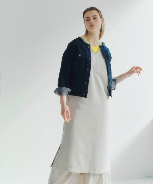 YECCA VECCA（イェッカヴェッカ）の「ノーカラーGジャン　＊◆（デニムジャケット・レディース・インディゴブルー/ライトインディゴブルー・S/M）」の4枚目の写真