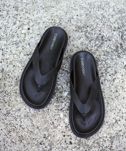 CAMINANDO(カミナンド)の「CAMINANDO(カミナンド) THONG SLIDES /トングサンダル/2216W(サンダル・レディース・オフホワイト/ブラック/ホワイト・5/6/7/8)」の11枚目の写真