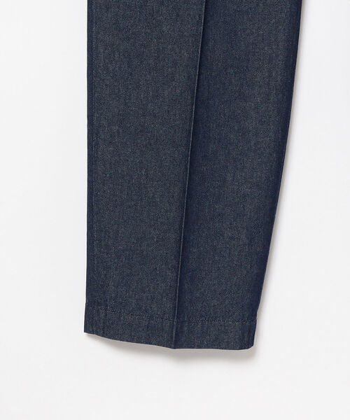 BEAMS LIGHTS（ビームスライツ）の「BEAMS LIGHTS / デニム ディーププリーツ テーパード パンツ（その他パンツ・メンズ・ブラック系その他4/インディゴブルー・SMALL/X-LARGE/MEDIUM/LARGE）」の18枚目の写真