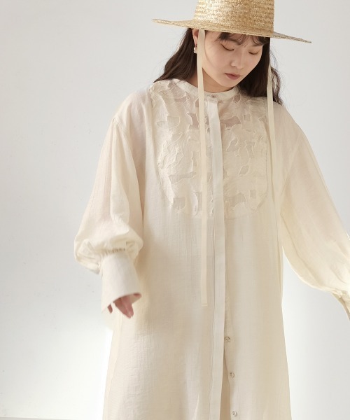 Bab(バブ)の「モチーフレースシアーワンピース(ワンピース・レディース・ブラック/ピンク/ホワイト系その他・M)」の4枚目の写真