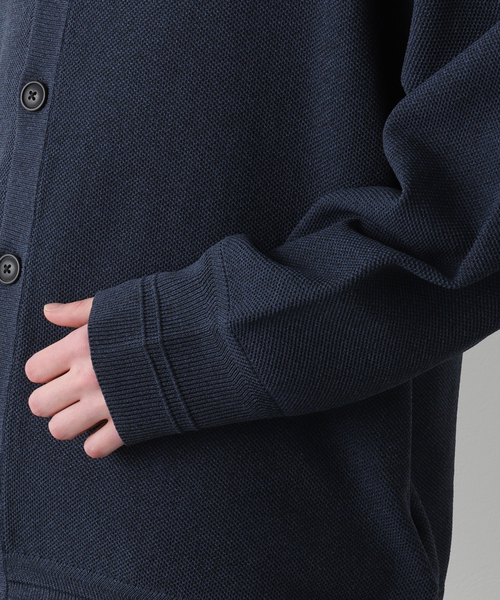 B.C STOCK(ベーセーストック)の「POLYESTER 2INSET カーディガン(カーディガン/ボレロ・メンズ・チャコールグレー/ベージュ/ネイビー/グリーン/ブルー系その他・MEDIUM/LARGE)」の17枚目の写真