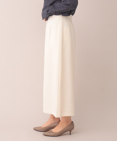 UNTITLED（アンタイトル）の「◆【セットでも単品でも】前スリット ナロースカート＜SETUP／洗える＞（スカート・レディース・ブラック/オフホワイト/グレー系その他・01/02/03/42/48/46/00/44/04）」の6枚目の写真