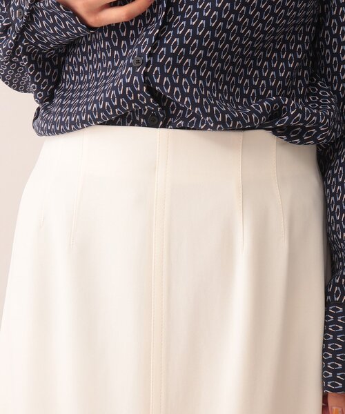 UNTITLED（アンタイトル）の「◆【セットでも単品でも】前スリット ナロースカート＜SETUP／洗える＞（スカート・レディース・ブラック/オフホワイト/グレー系その他・01/02/03/42/48/46/00/44/04）」の8枚目の写真