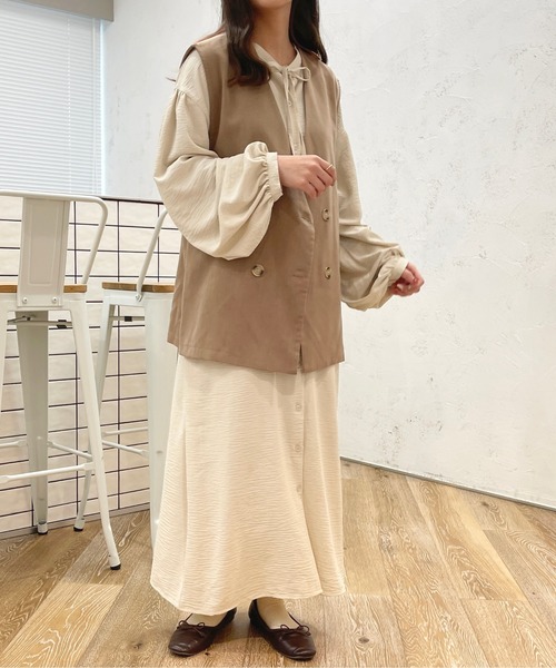 apres jour(アプレジュール)の「袖ボリュームシャツワンピース【ZOZOTOWN限定アイテム】(ワンピース・レディース・グリーン系その他/アイボリー/ブラック・フリー/X-LARGE)」の11枚目の写真
