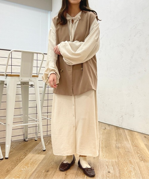 apres jour(アプレジュール)の「袖ボリュームシャツワンピース【ZOZOTOWN限定アイテム】(ワンピース・レディース・グリーン系その他/アイボリー/ブラック・フリー/X-LARGE)」の12枚目の写真