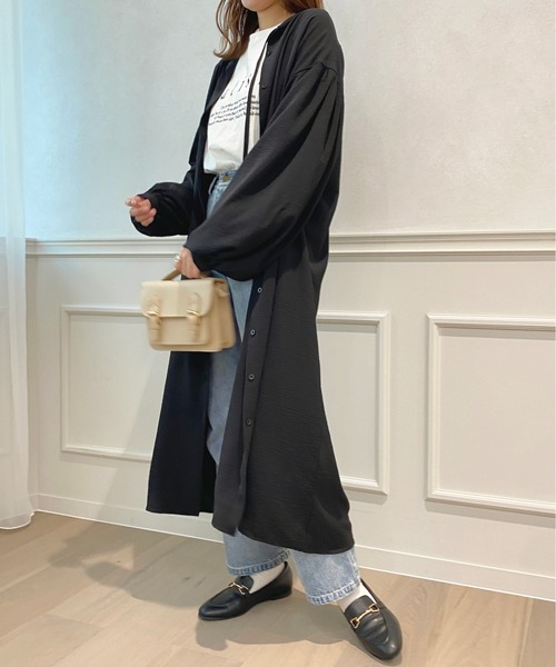 apres jour(アプレジュール)の「袖ボリュームシャツワンピース【ZOZOTOWN限定アイテム】(ワンピース・レディース・グリーン系その他/アイボリー/ブラック・フリー/X-LARGE)」の21枚目の写真