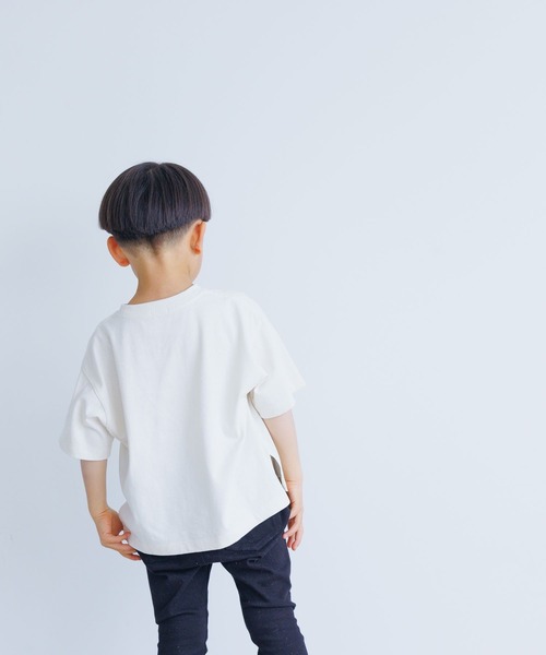 LOWRYS FARM（ローリーズファーム）の「カレッジＴシャツ　270300（Tシャツ/カットソー・キッズ・アイボリー/オフホワイト/チャコールグレー/カーキ/レッド・110cm/120cm/130cm/140cm/150cm）」の12枚目の写真