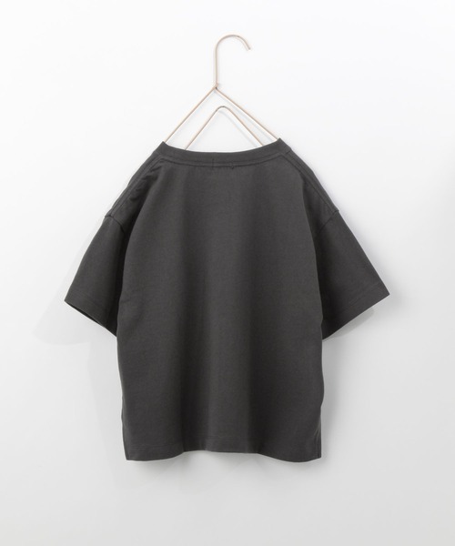 LOWRYS FARM（ローリーズファーム）の「カレッジＴシャツ　270300（Tシャツ/カットソー・キッズ・アイボリー/オフホワイト/チャコールグレー/カーキ/レッド・110cm/120cm/130cm/140cm/150cm）」の19枚目の写真