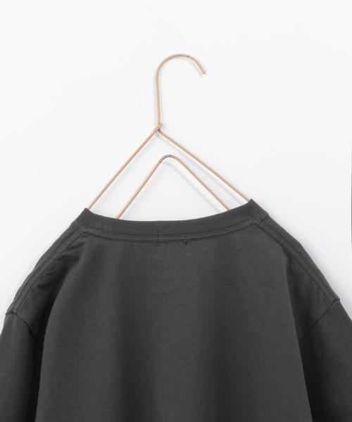 LOWRYS FARM（ローリーズファーム）の「カレッジＴシャツ　270300（Tシャツ/カットソー・キッズ・アイボリー/オフホワイト/チャコールグレー/カーキ/レッド・110cm/120cm/130cm/140cm/150cm）」の11枚目の写真