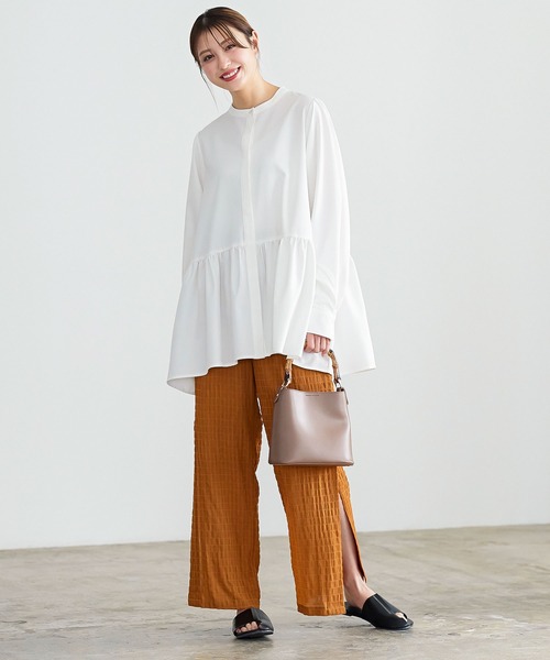 KOBE LETTUCE(コウベレタス)の「バンドカラーゆったりチュニックブラウス(シャツ/ブラウス・レディース・ライラック/ブラック/オフホワイト/ライトブラウン/ブルー・FREE)」の8枚目の写真