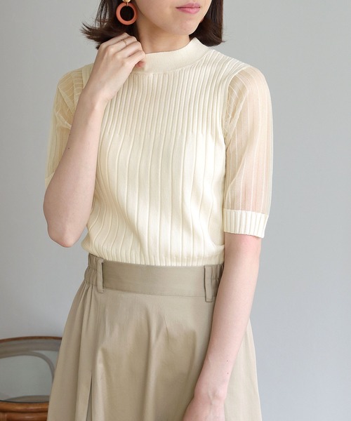 HER CLOSET(ハークローゼット)の「【shemoshelly】イージーケアCOOLタッチ5分袖プチハイネックシアーリブニットトップス(ニット/セーター・レディース・ブラック/アイボリー・M)」の4枚目の写真