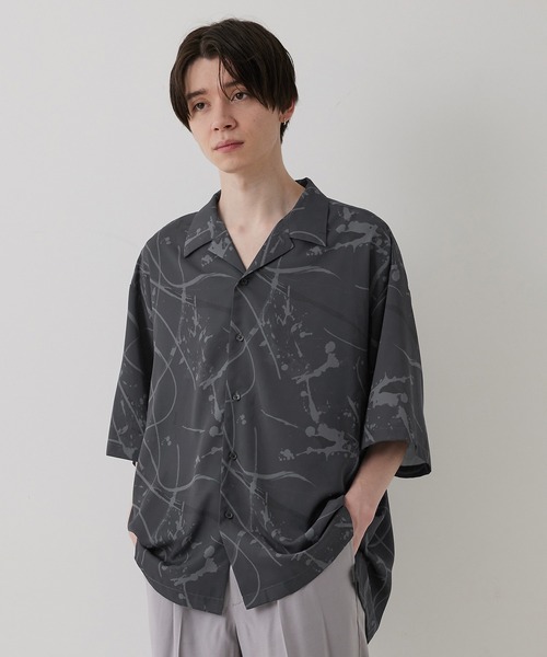 JUNRED(ジュンレッド)の「スプラッシュプリントビッグオープンカラーシャツ(シャツ/ブラウス・メンズ・チャコールグレー/グリーン・S/M/L)」の5枚目の写真