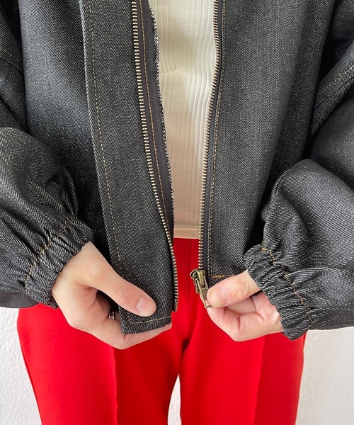 wee9s(ウィークス)の「volume sleeve denim jacket / たっぷりボリュームスリーブデニムジャケット(デニムジャケット・レディース・ブラック/ネイビー・FREE)」の8枚目の写真