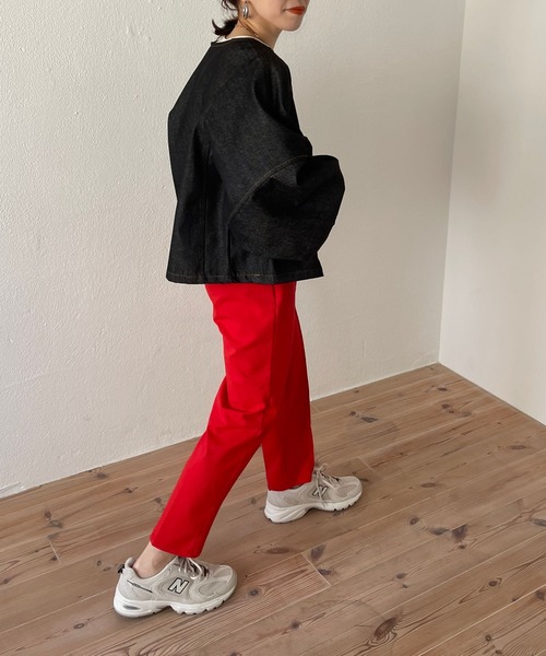 wee9s(ウィークス)の「volume sleeve denim jacket / たっぷりボリュームスリーブデニムジャケット(デニムジャケット・レディース・ブラック/ネイビー・FREE)」の19枚目の写真