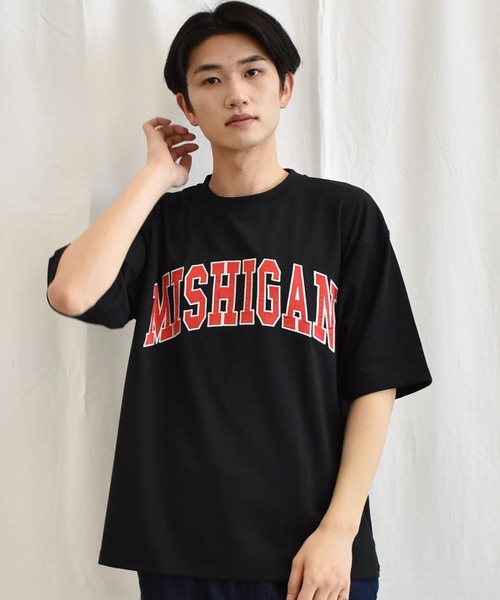 SPENDY'S Store(スペンディーズストア)の「サテン刺しゅうロゴ5分袖トレーナー(スウェット・メンズ・ホワイト/ブラック/ブルー/グレイッシュベージュ・M/L)」の3枚目の写真