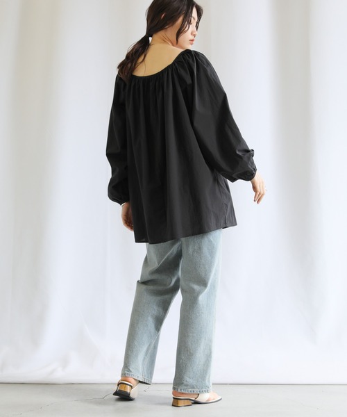 select MOCA（セレクトモカ）の「2022 SS ギャザーオーバーブラウス（シャツ/ブラウス・レディース・ブラック/ライトグリーン/ホワイト・FREE）」の5枚目の写真