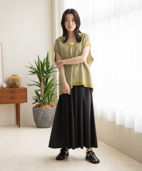 LOWRYS FARM（ローリーズファーム）の「タックボリュームスカート　285505（スカート・レディース・オフホワイト/ブラック/ベージュ・FREE）」の21枚目の写真