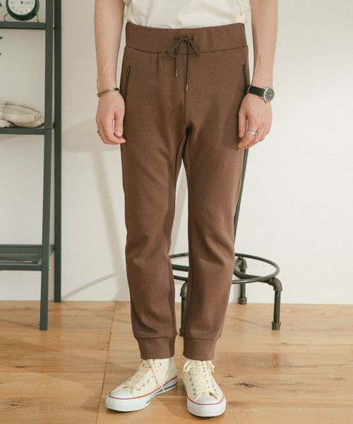 ITEMS URBANRESEARCH(アイテムズ アーバンリサーチ)の「ボンディングジョグパンツ(スウェットパンツ・メンズ・ライトグレー/ブラック/ブラウン・MEDIUM/LARGE)」の19枚目の写真