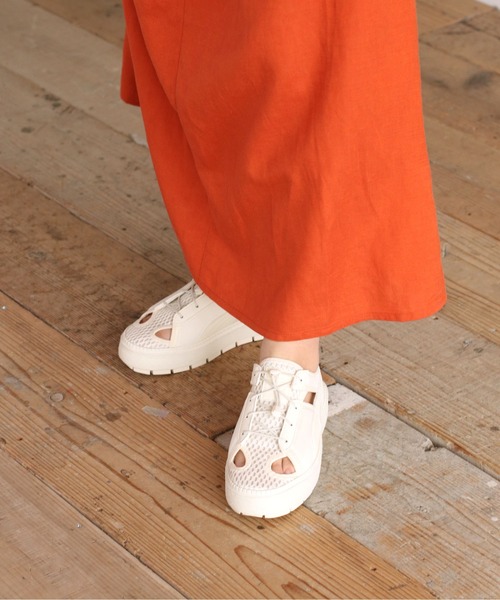 PUMA（プーマ）の「【PUMA】プラットフォームトレースライトミュール（サンダル・レディース・ベージュ/オリーブ/オフホワイト/ブラック・M/L）」の11枚目の写真