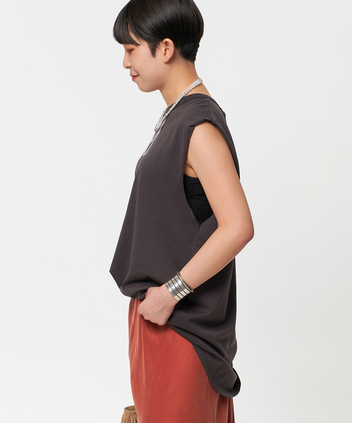 AP STUDIO（エーピーストゥディオ）の「SCENTOF シルキーコットンノースリーブカットソー（Tシャツ/カットソー・レディース・ホワイト/チャコールグレー/ブラック/ブラック系その他・FREE）」の15枚目の写真