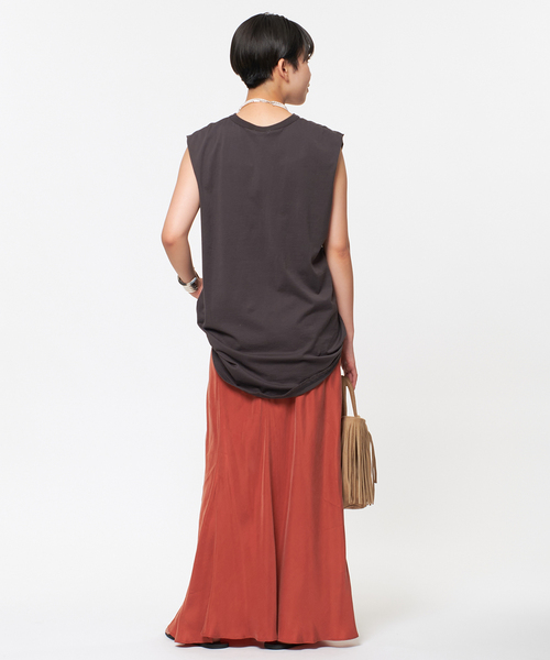 AP STUDIO（エーピーストゥディオ）の「SCENTOF シルキーコットンノースリーブカットソー（Tシャツ/カットソー・レディース・ホワイト/チャコールグレー/ブラック/ブラック系その他・FREE）」の19枚目の写真