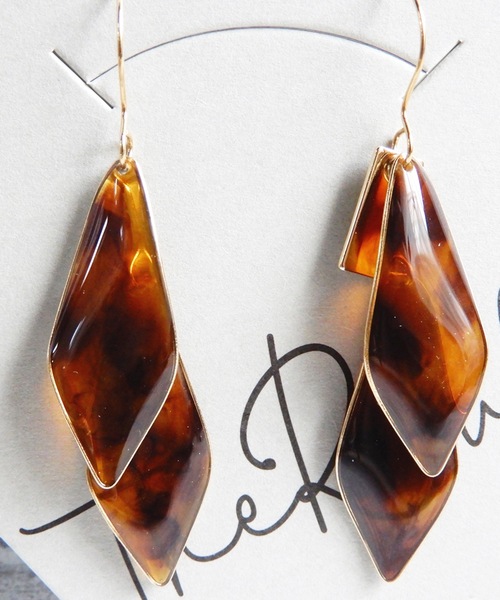 The Rule(ザルール)の「The Rule ザルール:Leaf double hook pierced earring:2連リーフフックピアス(ピアス(両耳用)・レディース・ブラウン/グレー/クリア/オフホワイト・FREE)」の5枚目の写真