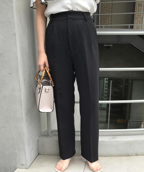 INGNI（イング）の「センタープレスパンツ（スラックス・レディース・ブラック/イエロー/グリーン/モカ/その他28/ブラウン系その他2/ホワイト系5/ブラウン系9・FREE）」の3枚目の写真