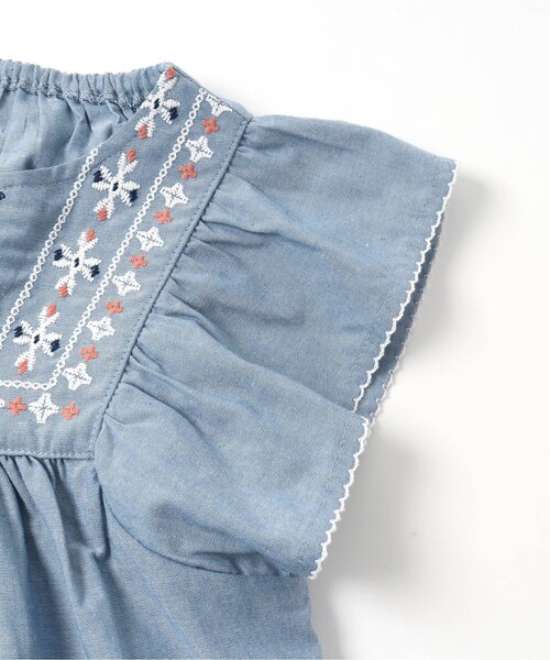 BREEZE(ブリーズ)の「袖フリル刺繍ワンピース(ワンピース・キッズ・ブルー/オフホワイト・130/140/90/100/110/120)」の6枚目の写真